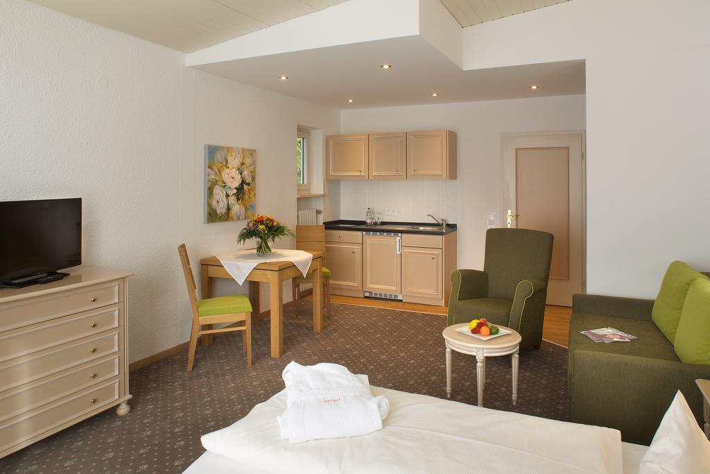 Interest Vitalhotel - Partnerbetrieb Von Oberstaufen Plus Bagian luar foto