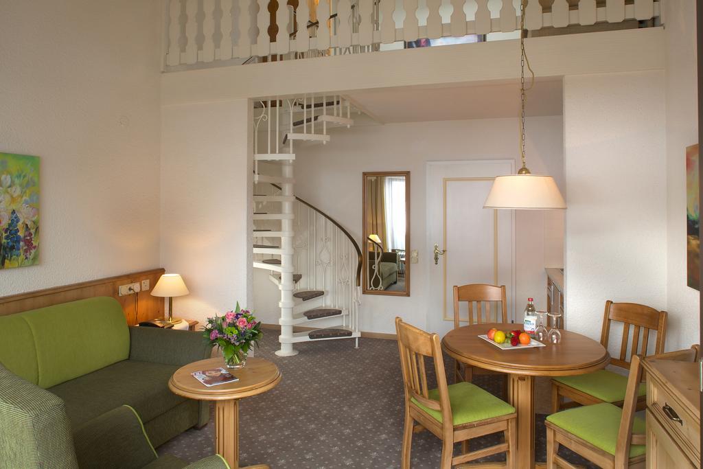 Interest Vitalhotel - Partnerbetrieb Von Oberstaufen Plus Ruang foto