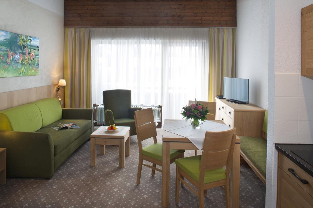 Interest Vitalhotel - Partnerbetrieb Von Oberstaufen Plus Ruang foto