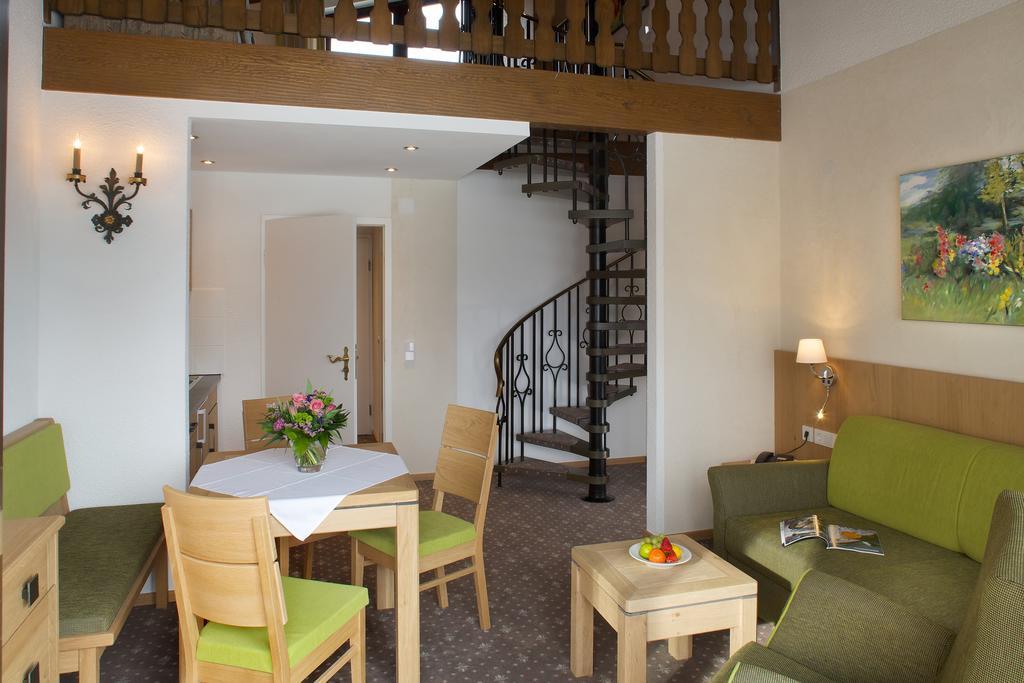 Interest Vitalhotel - Partnerbetrieb Von Oberstaufen Plus Bagian luar foto
